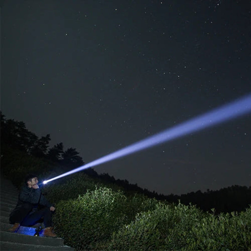Lanterna Tática Militar NightForce LED -  50.000 Lumens