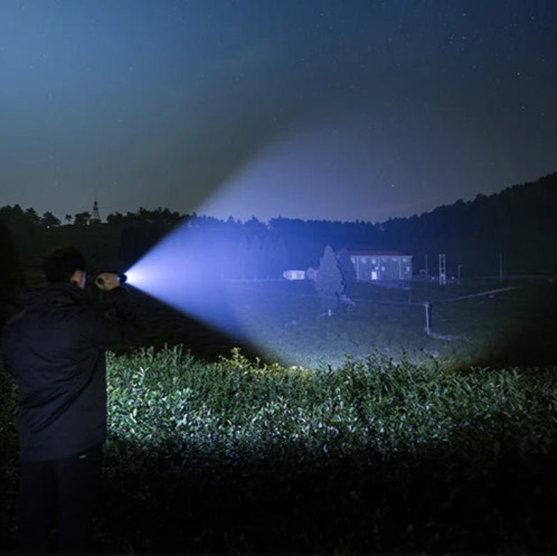 Lanterna Tática Militar NightForce LED -  50.000 Lumens